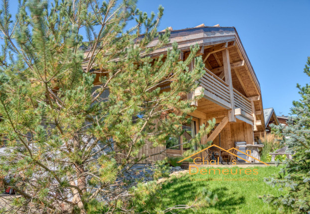Maison 8 pièces 305 m² · à Megève · 305 m² · 3 400 000 €