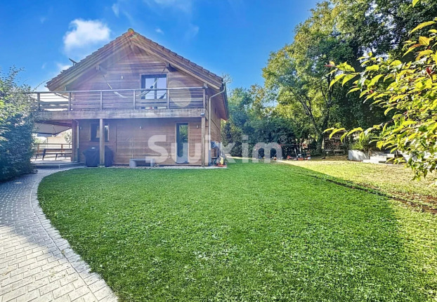 Maison 6 pièces 160 m² · à Grilly · 160 m² · 1 170 000 €