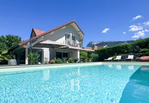 Maison 6 pièces 213 m² · à Annecy · 213 m² · 1 740 000 €