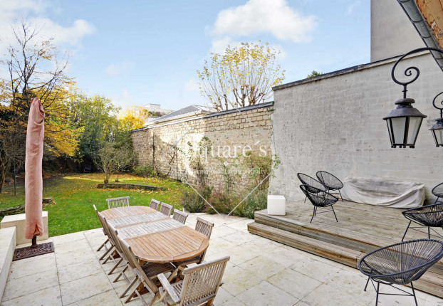 Maison 11 pièces 260 m² · à Asnières-sur-Seine · 260 m² · 1 645 000 €