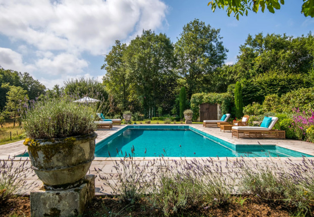 Maison 15 pièces 450 m² · à Saint-Cirq-Lapopie · 450 m² · 1 250 000 €