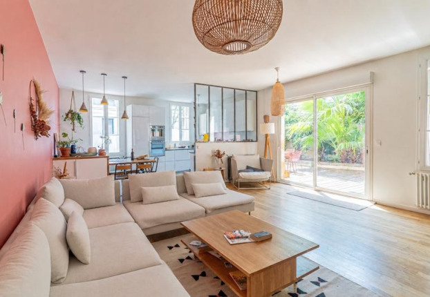 Maison 5 pièces 162 m² · à Saint Jean-Belcier-Carle Vernet-Albert 1er, Bordeaux · 162 m² · 749 484 €