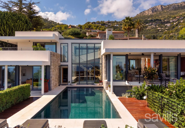 Maison 6 pièces 246 m² · à Èze · 246 m² · 5 250 000 €