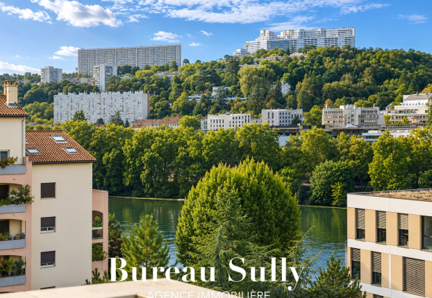 Appartement 4 pièces 131 m² · à Lyon 4ème · 131 m² · 549 000 €