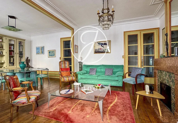 Appartement 4 pièces 147 m² · à Lille · 147,3 m² · 550 000 €