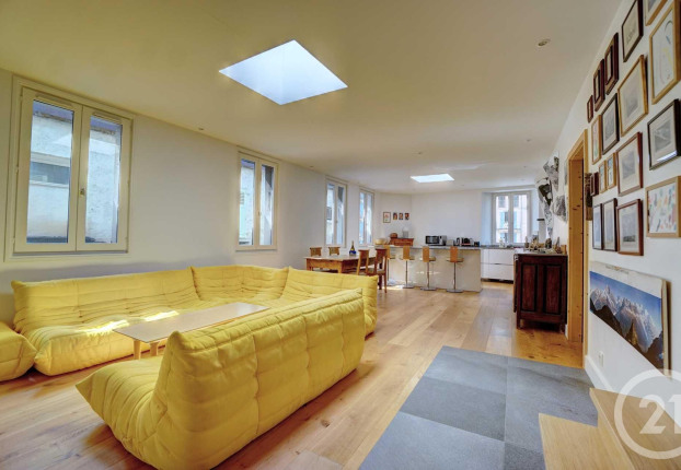 Appartement 4 pièces 105 m² · à Chamonix-Mont-Blanc · 105 m² · 1 280 000 €