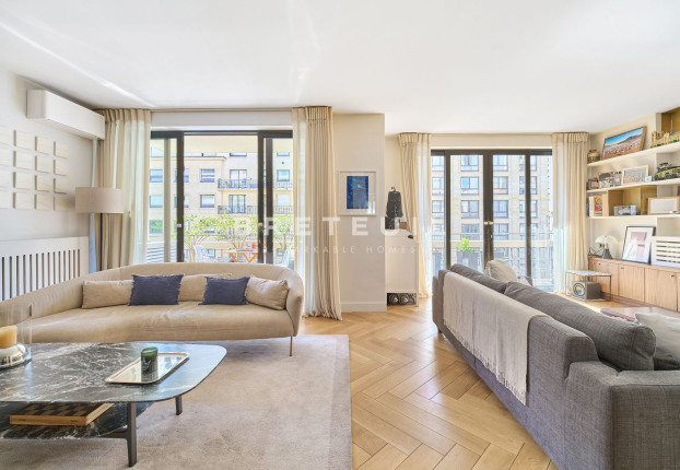 Appartement 4 pièces 132 m² · à Paris 16ème · 132 m² · 2 050 000 €