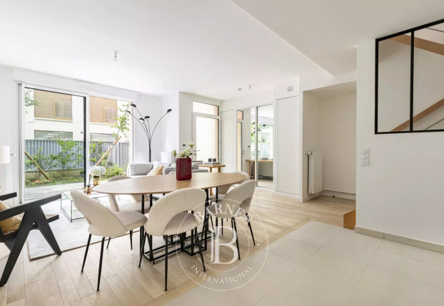 Appartement 5 pièces 96 m² · à Citroën-Boucicaut, Paris 15ème · 95,9 m² · 1 135 000 €