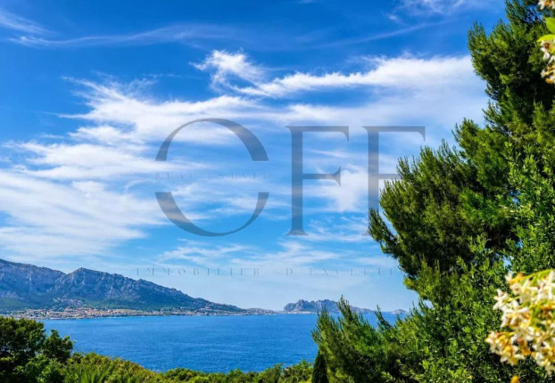 Maison 5 pièces 160 m² · à Marseille 7ème · 160 m² · 2 390 000 €