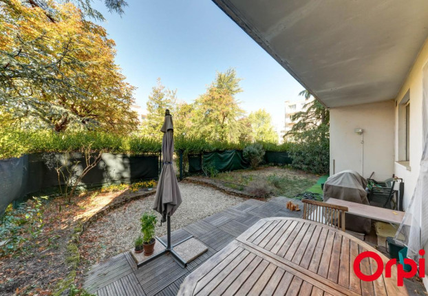 Appartement 6 pièces 130 m² · à Caluire-Et-Cuire · 129,5 m² · 499 000 €