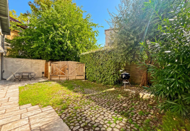 Maison 6 pièces 239 m² · à Sans Souci-Dauphiné, Lyon 3ème · 239 m² · 990 000 €