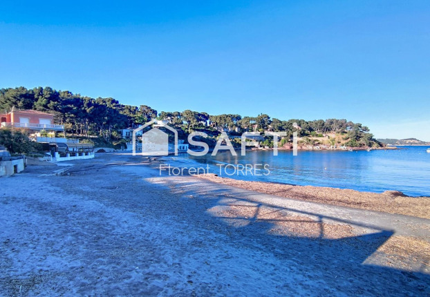 Maison 4 pièces 136 m² · à Coste Chaude-Mauveou, la Seyne-sur-Mer · 136 m² · 998 000 €