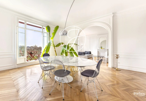 Appartement 7 pièces 220 m² · à Nation-Alexandre Dumas, Paris 11ème · 220 m² · 2 800 000 €