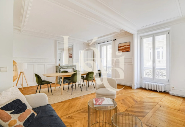 Appartement 5 pièces 124 m² · à Champerret-Berthier, Paris 17ème · 123,6 m² · 1 679 000 €