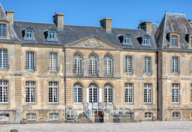 Maison 26 pièces 1100 m² · à Bayeux · 1 100 m² · 2 730 000 €