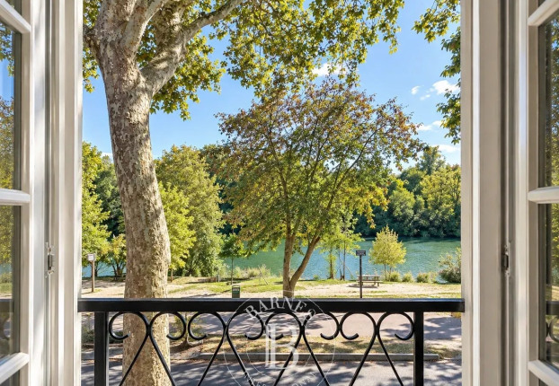 Maison 6 pièces 150 m² · à Saint-Maur-des-Fossés · 149,8 m² · 849 000 €