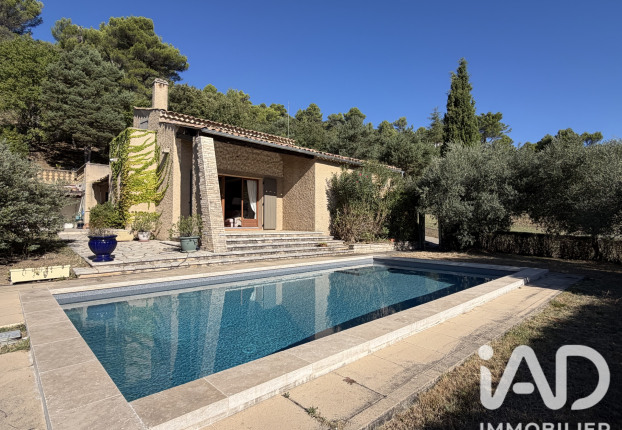Maison 8 pièces 175 m² · à Villeneuve · 175 m² · 490 000 €