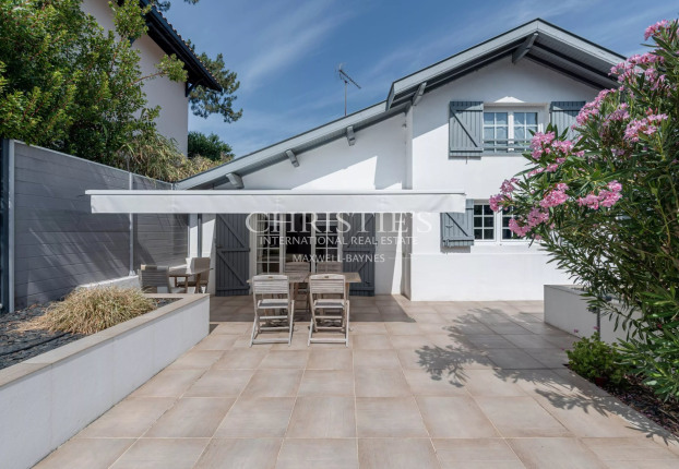 Maison 9 pièces 185 m² · à Arcachon · 185 m² · 1 720 000 €