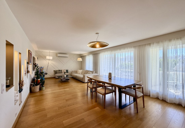 Appartement 4 pièces 134 m² · à Marseille 8ème · 134 m² · 750 000 €