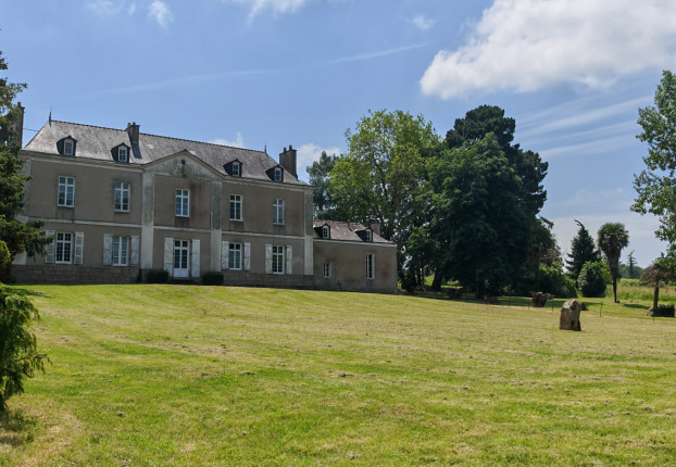 Maison 10 pièces 270 m² · à Erdurière, Couëron · 270 m² · 724 000 €