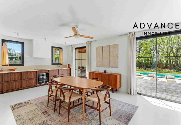 Maison 7 pièces 229 m² · à Bruguières · 229 m² · 689 000 €
