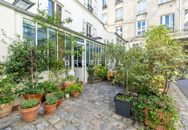 Maison 5 pièces 102 m² · à Belleville-Saint Maur, Paris 11ème · 101,8 m² · 1 150 000 €