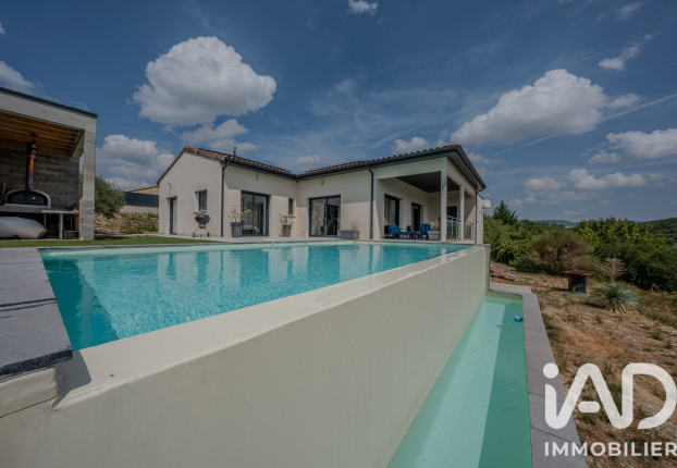Maison 5 pièces 149 m² · à Villeneuve-de-Berg · 149 m² · 529 000 €