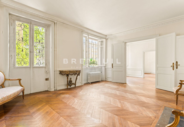 Appartement 7 pièces 166 m² · à Auteuil Nord, Paris 16ème · 166,4 m² · 1 650 000 €