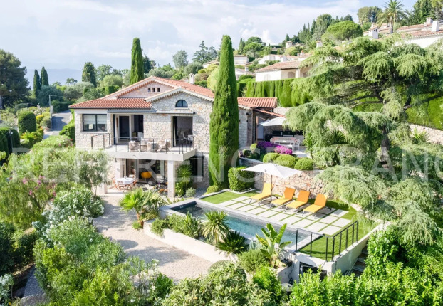 Maison 6 pièces 200 m² · à Mougins · 200 m² · 3 200 000 €