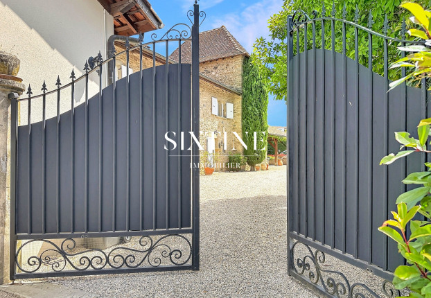 Maison 7 pièces 260 m² · à Bourgoin-Jallieu · 260 m² · 575 000 €