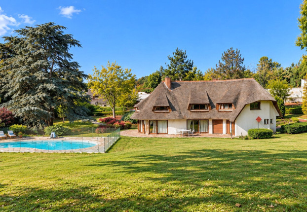 Maison 10 pièces 405 m² · à Meulan-en-Yvelines · 405 m² · 1 460 000 €