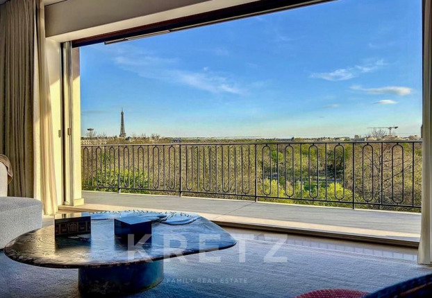 Maison 6 pièces 300 m² · à Neuilly-sur-Seine · 300 m² · 4 990 000 €