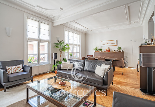 Appartement 4 pièces 100 m² · à Courcelles-Wagram, Paris 17ème · 100 m² · 1 299 000 €