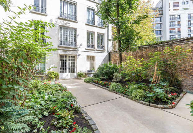 Appartement 3 pièces 91 m² · à Paris 16ème · 91 m² · 1 200 000 €