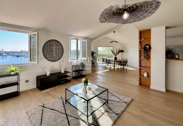 Appartement 5 pièces 178 m² · à La Rochelle · 177,7 m² · 936 000 €