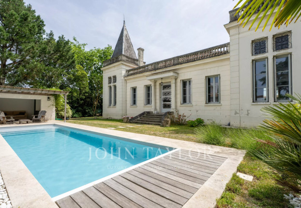 Maison 7 pièces 221 m² · à Bordeaux · 221 m² · 1 349 000 €