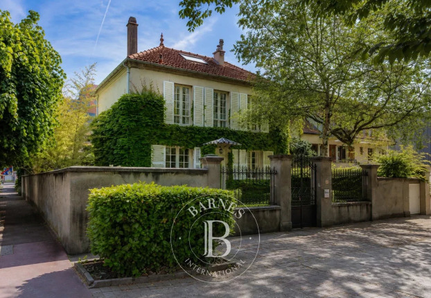 Maison 5 pièces 130 m² · à Peri, Joinville-le-Pont · 130 m² · 1 180 000 €