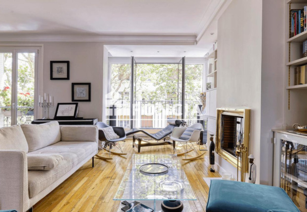 Appartement 4 pièces 80 m² · à Auteuil Nord, Paris 16ème · 80 m² · 989 000 €