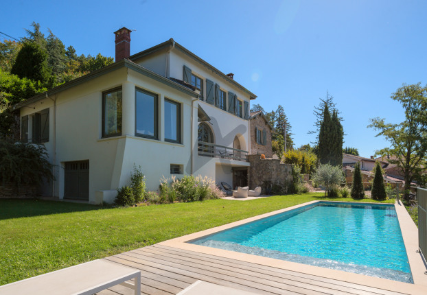 Maison 8 pièces 237 m² · à Limonest · 237 m² · 1 750 000 €