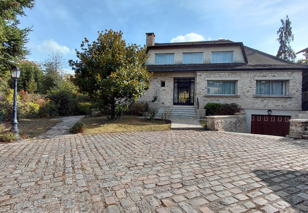 Maison 11 pièces 311 m² · à Montmorency · 311 m² · 1 395 000 €