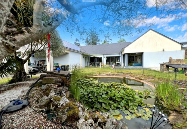 Maison 9 pièces 254 m² · à Ploërmel · 254 m² · 695 000 €