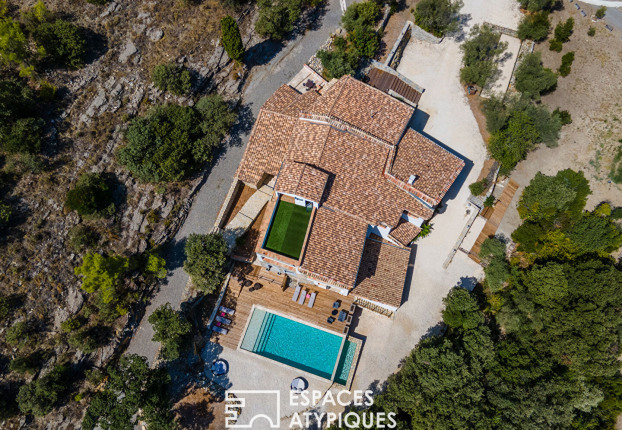 Maison 9 pièces 385 m² · à Saint-Mathieu-de-Tréviers · 385 m² · 1 895 000 €