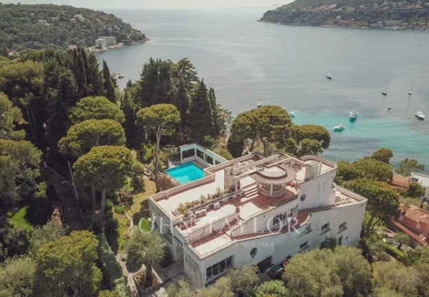Maison 595 m² · à Saint-Jean-Cap-Ferrat · 595 m² · 15 500 000 €