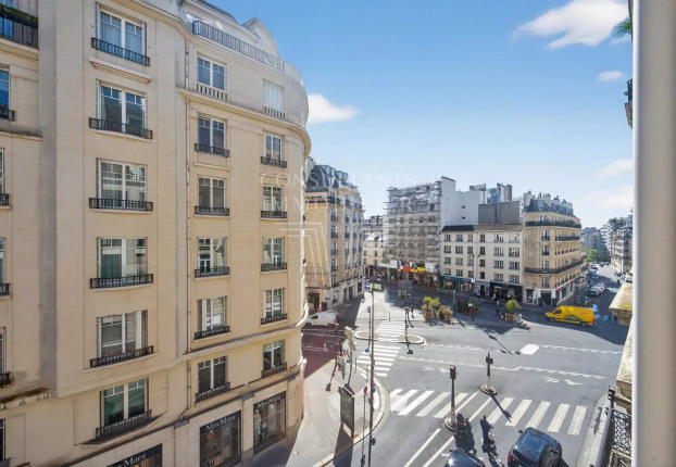 Appartement 4 pièces 108 m² · à Muette Nord, Paris 16ème · 107,5 m² · 1 395 000 €