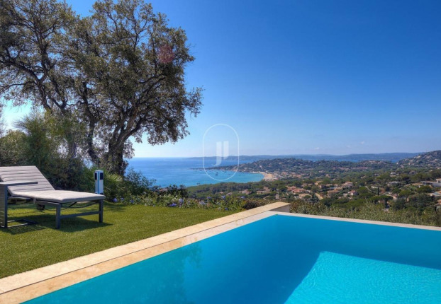 Maison 6 pièces 216 m² · à Sainte-Maxime · 216 m² · 2 695 000 €