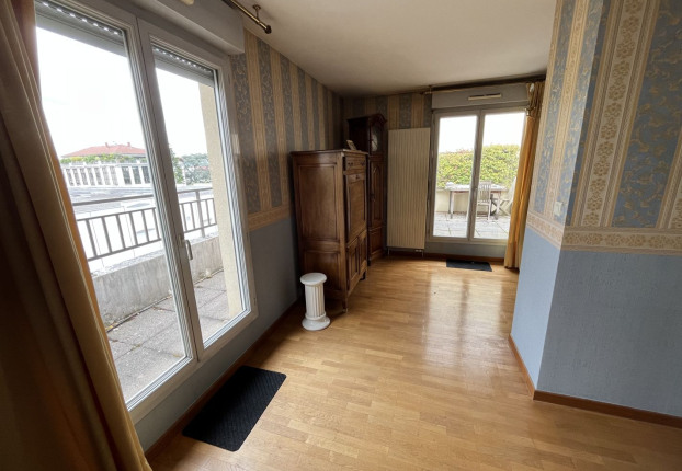 Appartement 4 pièces 93 m² · à Lyon 4ème · 93 m² · 590 000 €