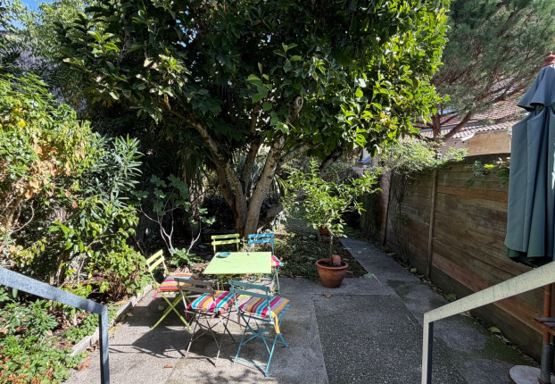Maison 5 pièces 117 m² · à Saint Jean-Belcier-Carle Vernet-Albert 1er, Bordeaux · 117 m² · 585 000 €