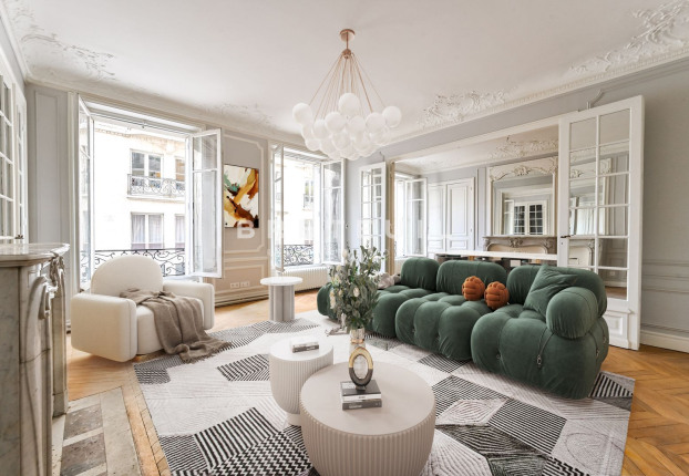 Appartement 6 pièces 160 m² · à Ecole Militaire, Paris 7ème · 160 m² · 2 490 000 €