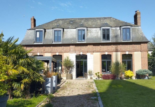 Maison 6 pièces 186 m² · à Grand Bourgtheroulde · 186 m² · 495 000 €