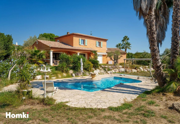 Maison 6 pièces 210 m² · à Mandelieu-la-Napoule · 210 m² · 1 400 000 €